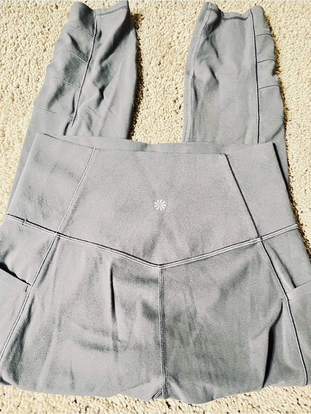 Athleta Salutation Stash Pocket II Cinch 7/8 Leggings